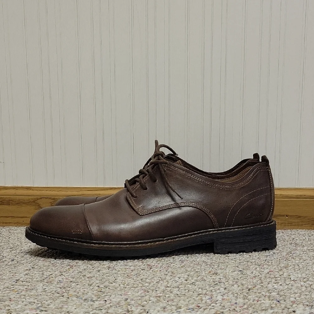 Clarks Men's Dark Brown Leather Oxfords Sz 11.5. NWOT Office Business